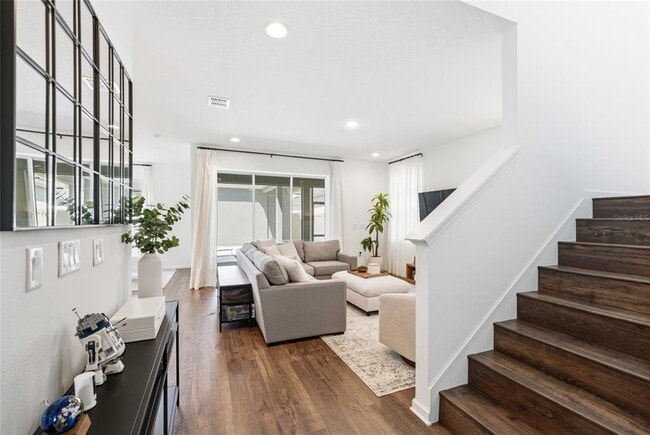 Building Photo - 5378 Lake Virginia St