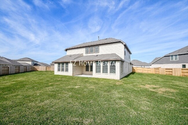 Building Photo - 5624 Forest Cove Drive