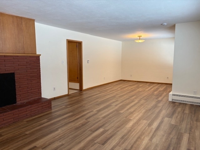 Building Photo - Large house west of Reserve Street