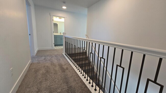 Building Photo - 668 Boseman Dr