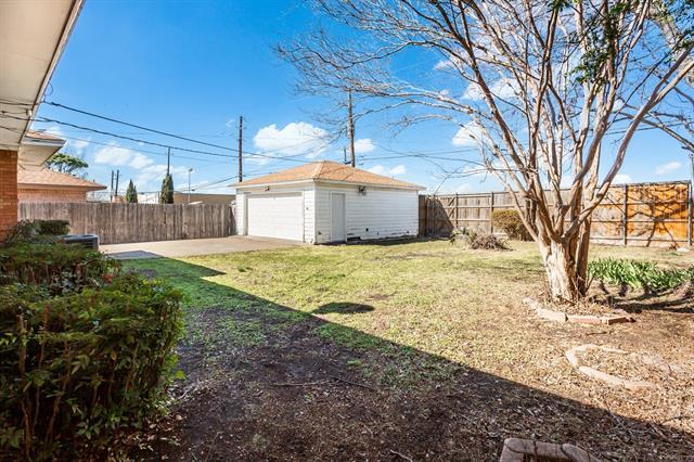 Building Photo - 2625 San Medina Ave