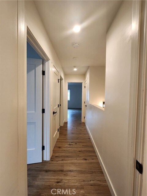 Building Photo - 120 S Francisca Ave