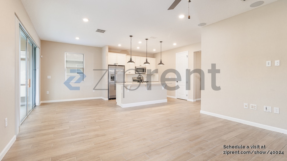 Building Photo - 1709 Hilltop Dr