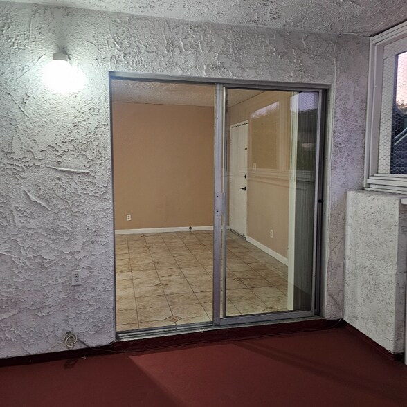 Building Photo - 101 W Olive Ave