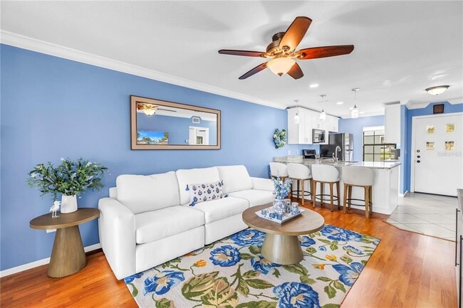 Building Photo - 9224 Mission Oaks Blvd