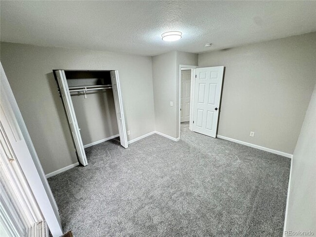 Building Photo - 15532 E Gunnison Pl