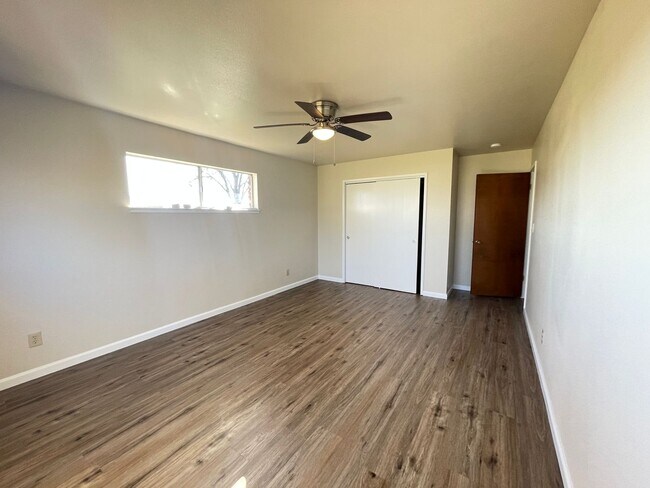 Building Photo - 3 bed / 2 ba house - S. Yuba City