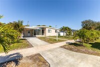 Building Photo - 8531 SW 27th Terrace