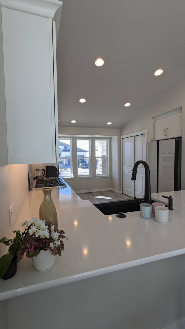 Building Photo - 8260 Nat Love Dr