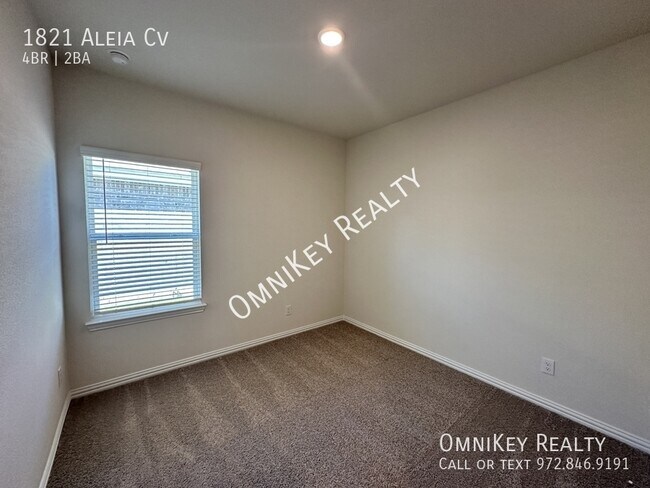 Building Photo - 1821 Aleia Cv