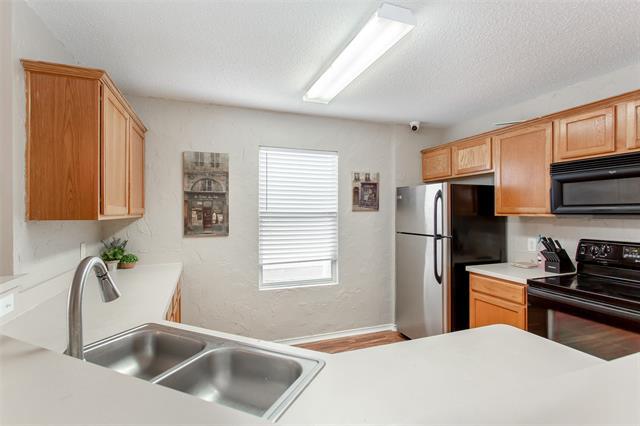 Building Photo - 9913 Thomas Jefferson Dr