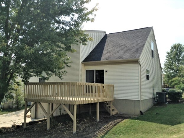 Building Photo - 1269 Victory Ln
