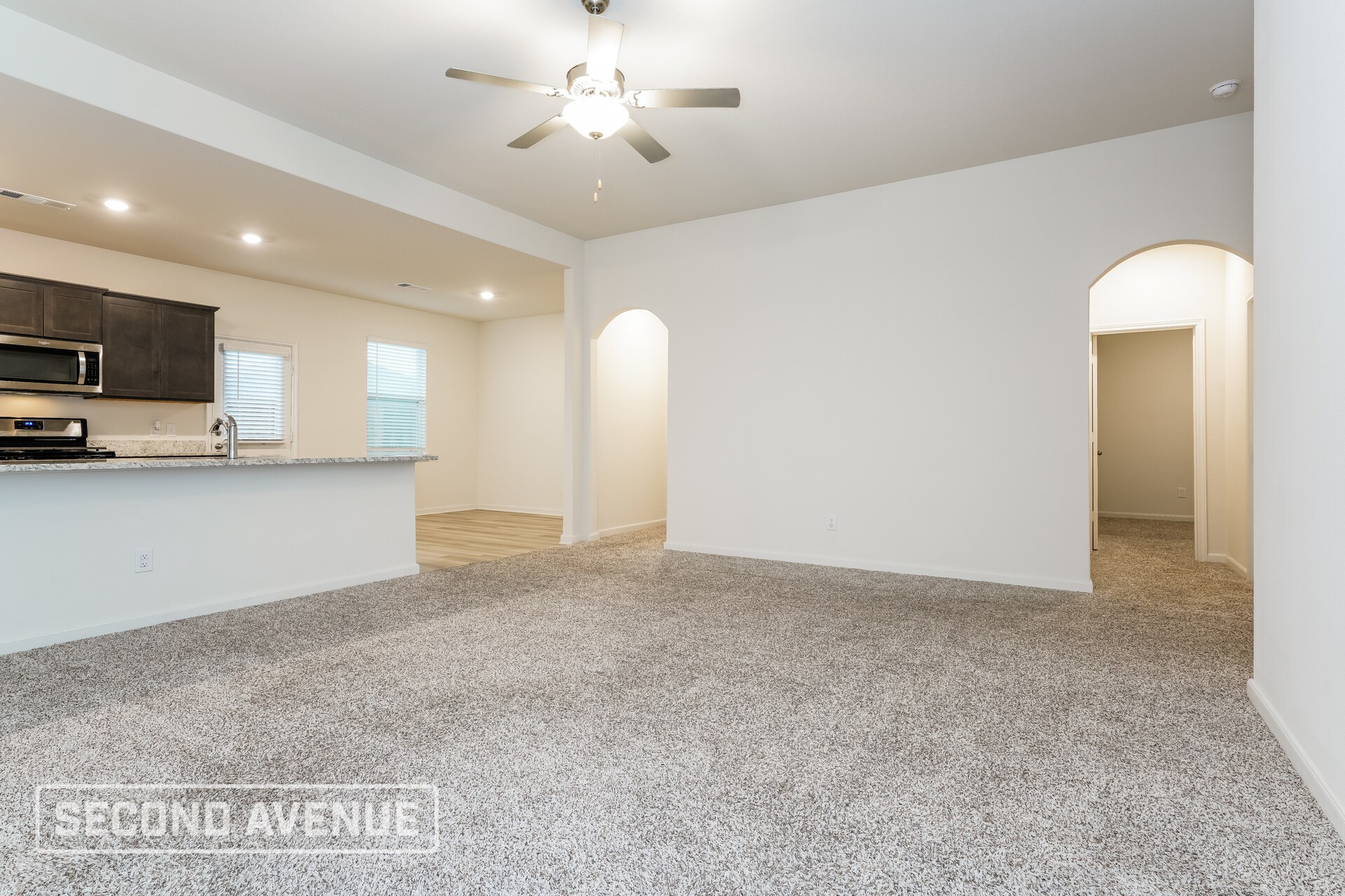 Building Photo - 1413 Sunkiss Dr