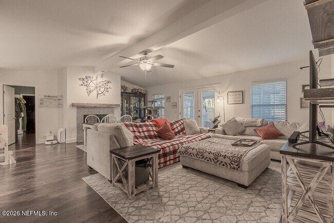 Building Photo - 12041 Wren Hollow Ct