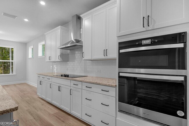 Building Photo - 267 Dendron Dr