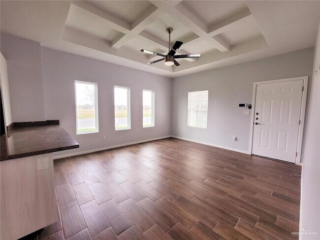 Building Photo - 3409 Fuerte Ave