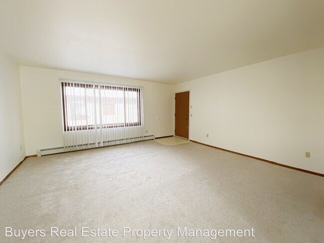 Building Photo - 8118 Boundary Ave