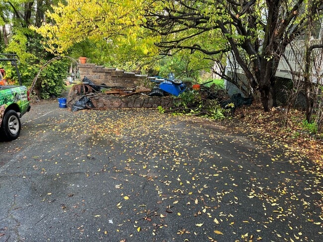 Building Photo - 500 SQFT. STUDIO UNIT NEAR DOWNTOWN HAYWARD. PRIME LOCATION, PRIVATE ENTRENCE, AND MORE!!!