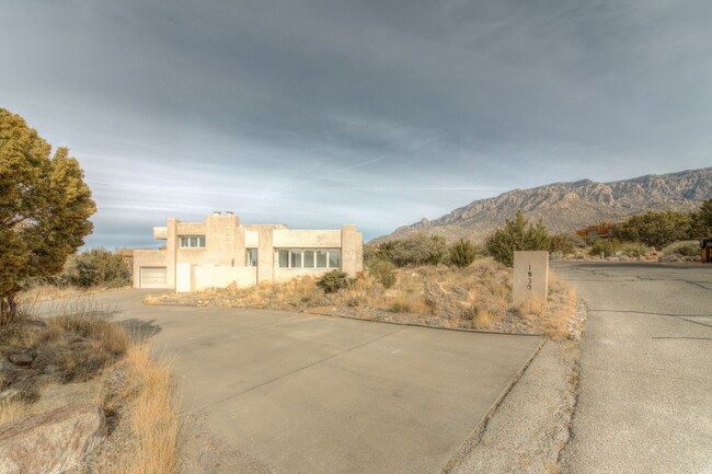 Building Photo - SANDIA HEIGHTS EXECUTIVE RENTAL 2+Story 3B...