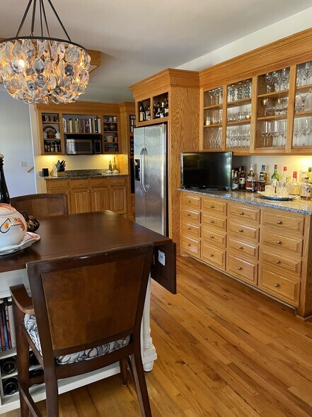 Kitchen - 927 blue crab way