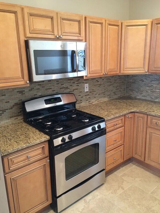 Building Photo - Charming 3-Bedroom Townhouse in Brewerytown