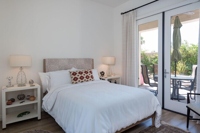 Building Photo - 1615 Savvy Ct