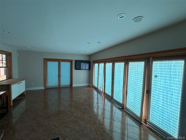 Building Photo - 183 Tahlulah Ln