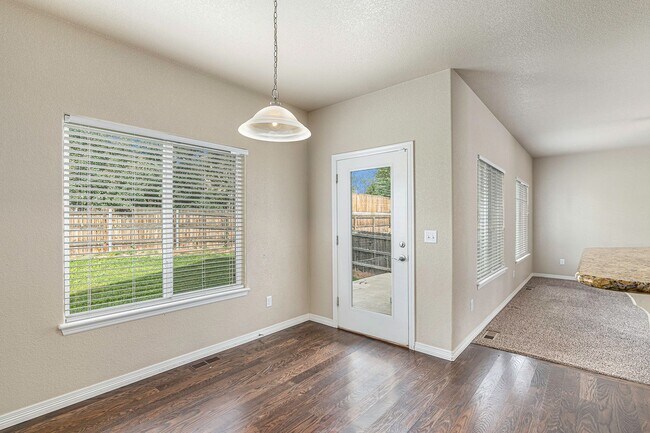 Building Photo - Nice Big Home, close to Ft Carson, Updated...