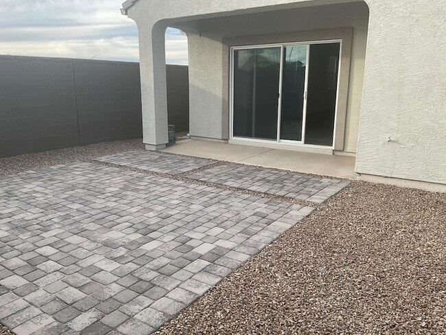 Building Photo - 3375 W Stanton Ave