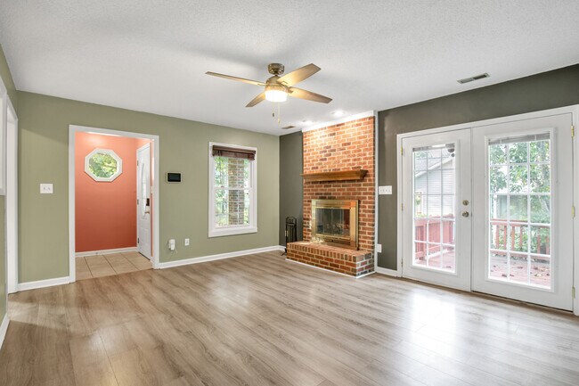 Building Photo - 130 Hickman Ct