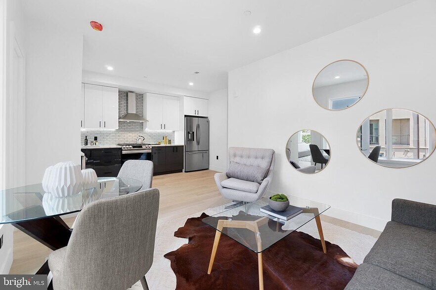 Building Photo - 1312 13th St NW