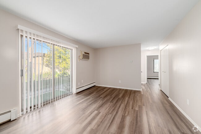 2BR, 1BA - 850SF - Living Room - Maple Park Apartments