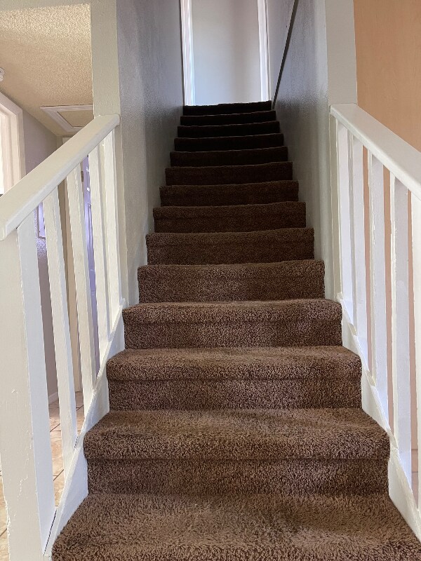 Building Photo - 7023 Oakwood Dr