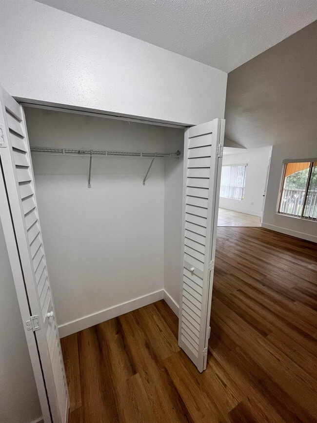 Building Photo - 2622 NW 33rd St