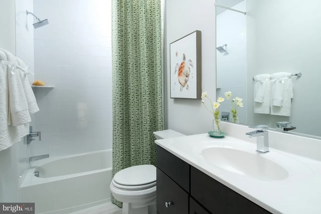 Building Photo - Gorgeous Open Concept 3 Bed 3.5 Bath Rental in Hanover