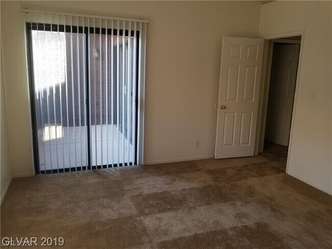 Building Photo - 5026 S Rainbow Blvd