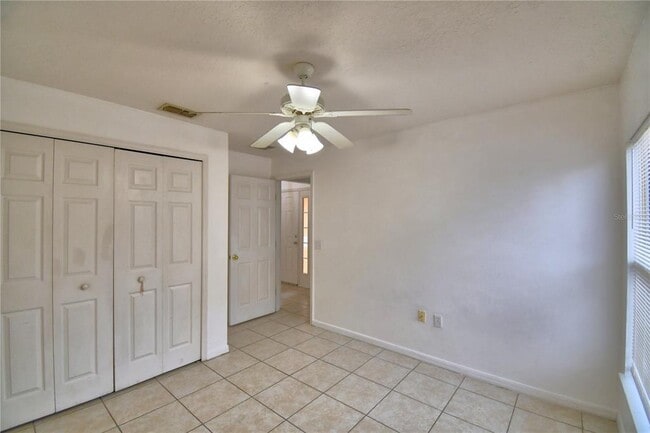 Building Photo - 662 Basingstoke Ct