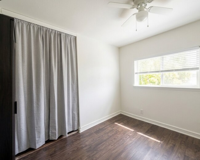 Building Photo - AVAILABLE NOW ; APPLY TODAY ON OUR WEBSITE!!!