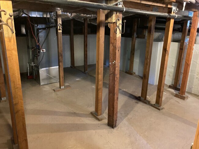 Unfinished basement - 1621 W Hays St