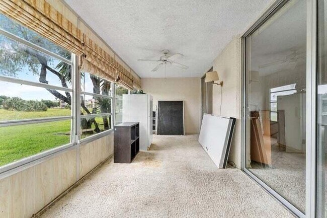 Building Photo - 370 NW 76th Ave