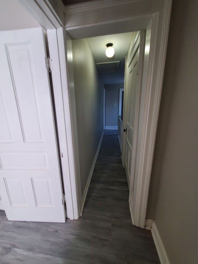 Building Photo - Three-bedroom 2 Full Bath Single-Family Ho...