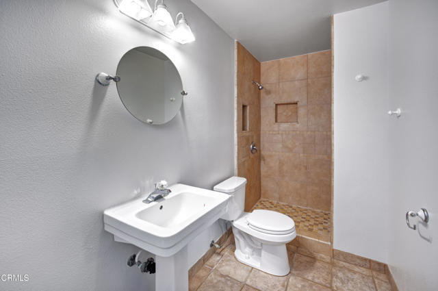 Building Photo - 6349 Condor Ct