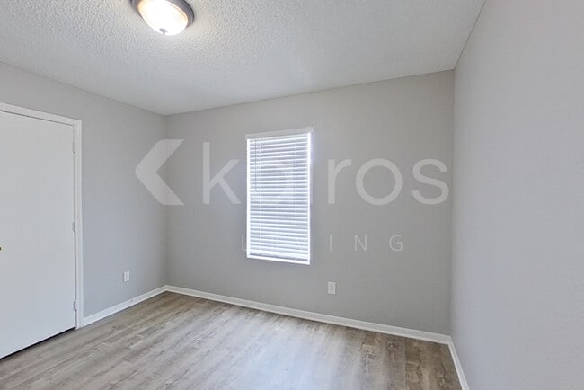 Building Photo - 4702 Janelle Dr
