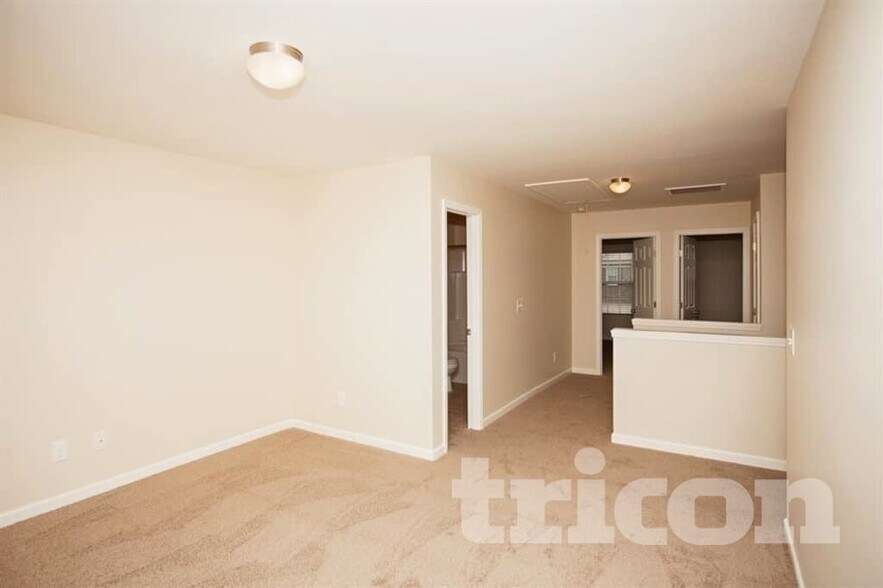 Building Photo - 1021 Patmore Ln