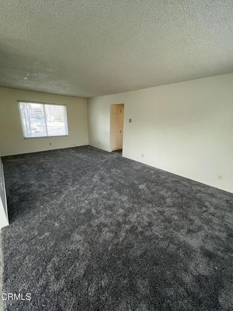 Building Photo - 2943 Lexington Dr