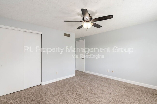 Building Photo - 5951 Als Ct