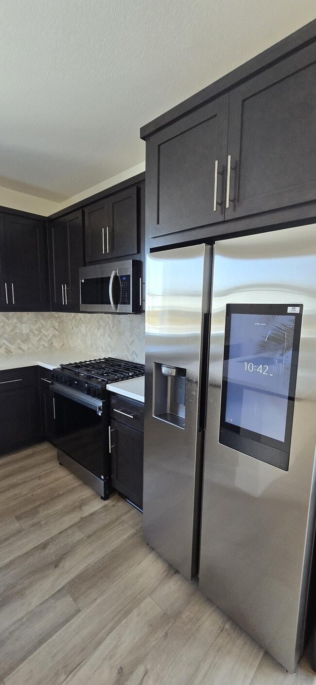 Building Photo - Brand New 2025 Solar-Powered 4 Bed, 3 Bath...