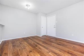 Building Photo - 3005 Mill Creek Way