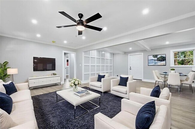 Building Photo - 1905 Fort Valley Dr SW