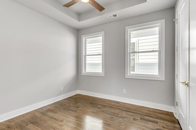 Building Photo - 993 Alice St